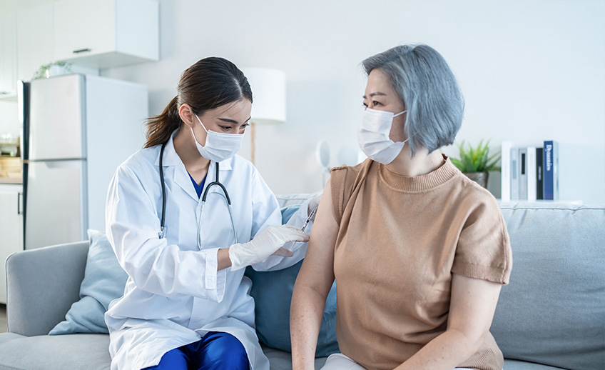 วัคซีนเสริมภูมิคุ้มกันสำหรับผู้สูงวัย